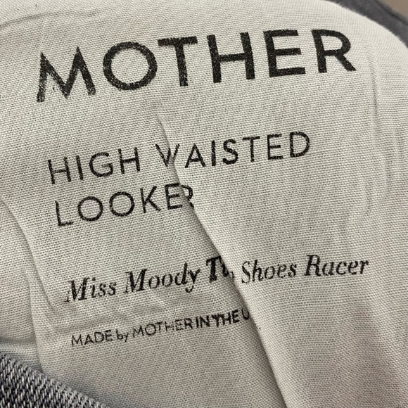 Mother The High Waisted Looker Jeans in Miss Moody Two Shoes Racer Charcoal - Picture 7 of 9